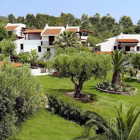 Holiday home In With A Balcony Or Terrace Gerakini