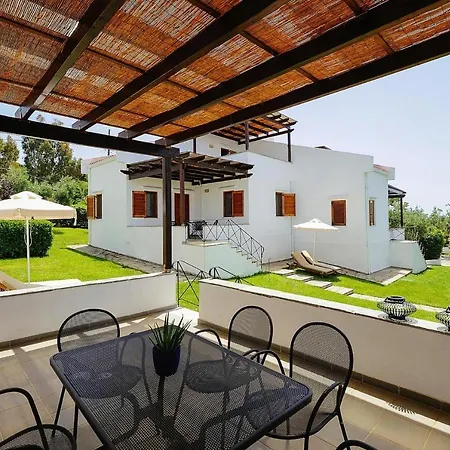 Holiday home In With A Balcony Or Terrace Gerakini